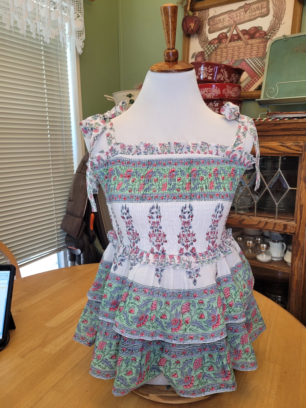 POL Smocked Floral Ruffle Tank Top - White & Green